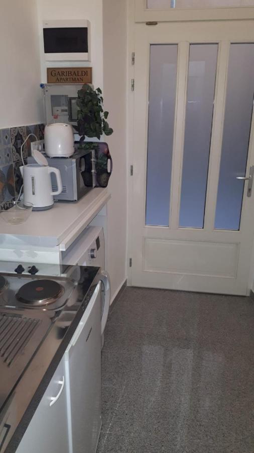Garibaldik Apartman Budapest Exteriör bild