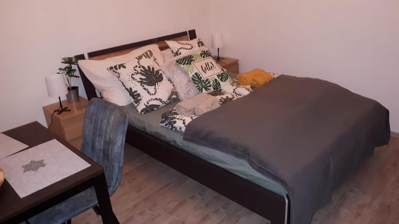 Garibaldik Apartman Budapest Exteriör bild